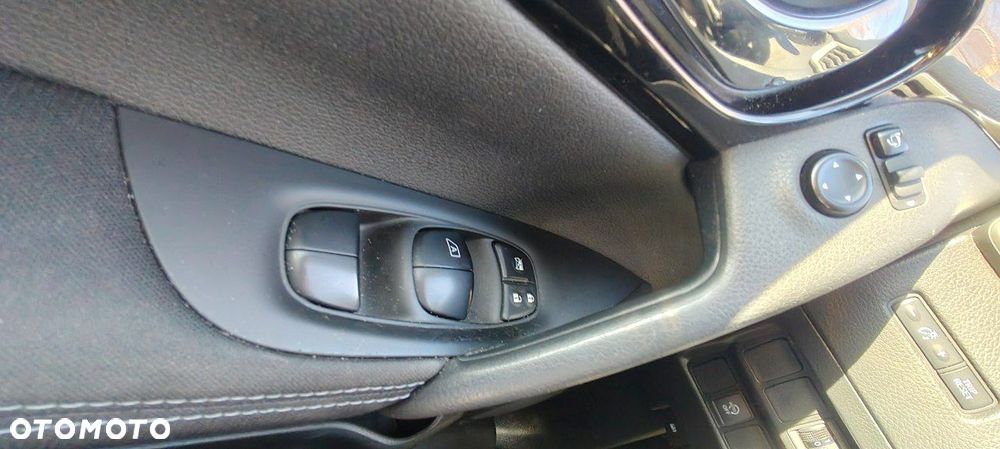 Nissan Qashqai 1.2 DIG-T Acenta EU6 - 15