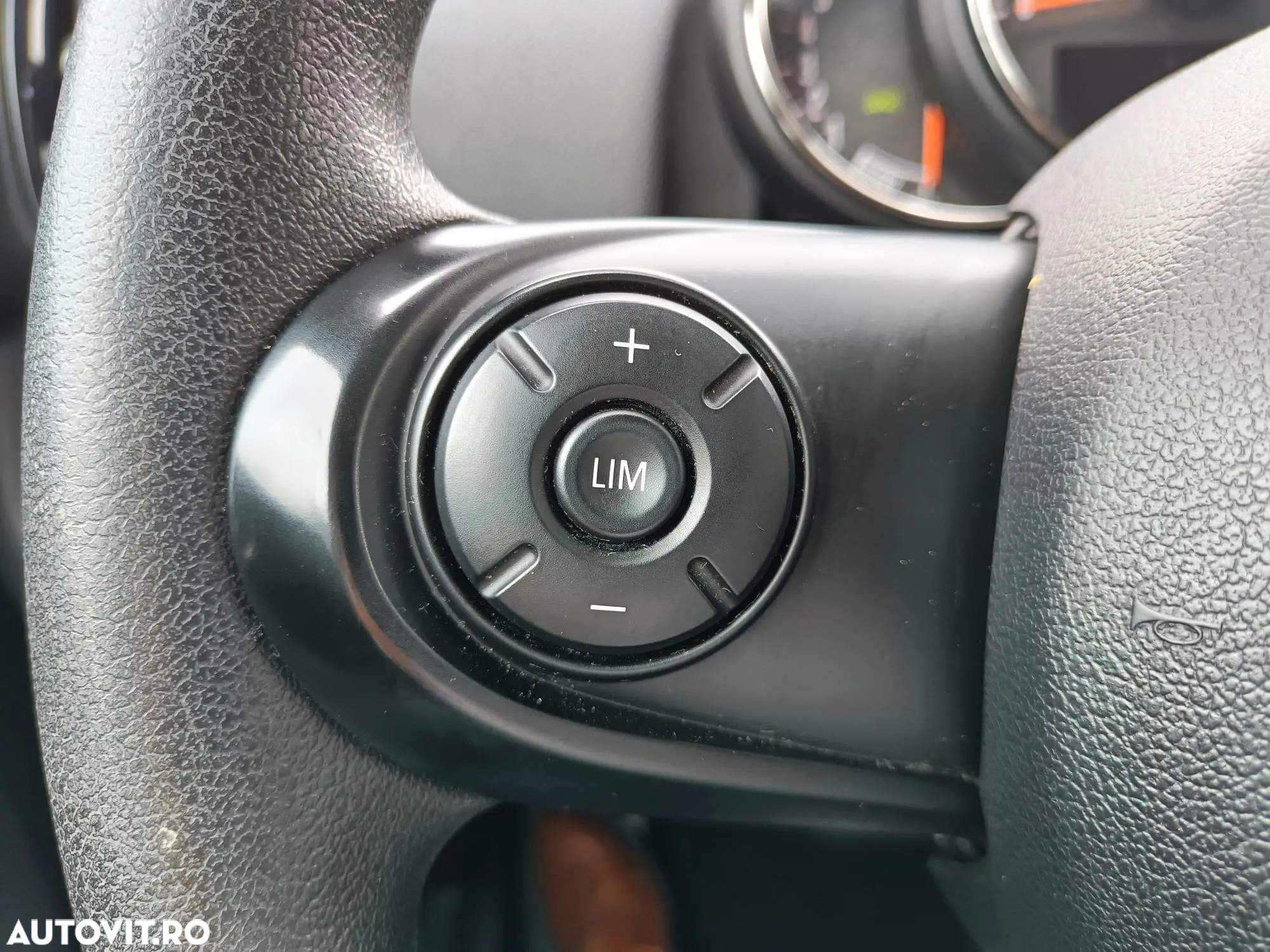 Mini Countryman One Aut. Essential Trim - 18