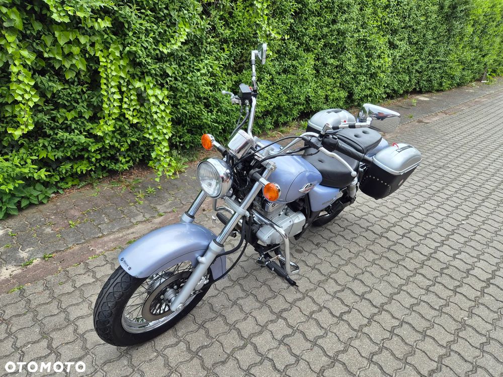 Suzuki Marauder - 11