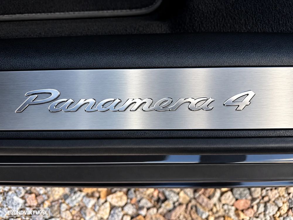 Porsche Panamera 4 E-Hybrid Platinum Edition - 26