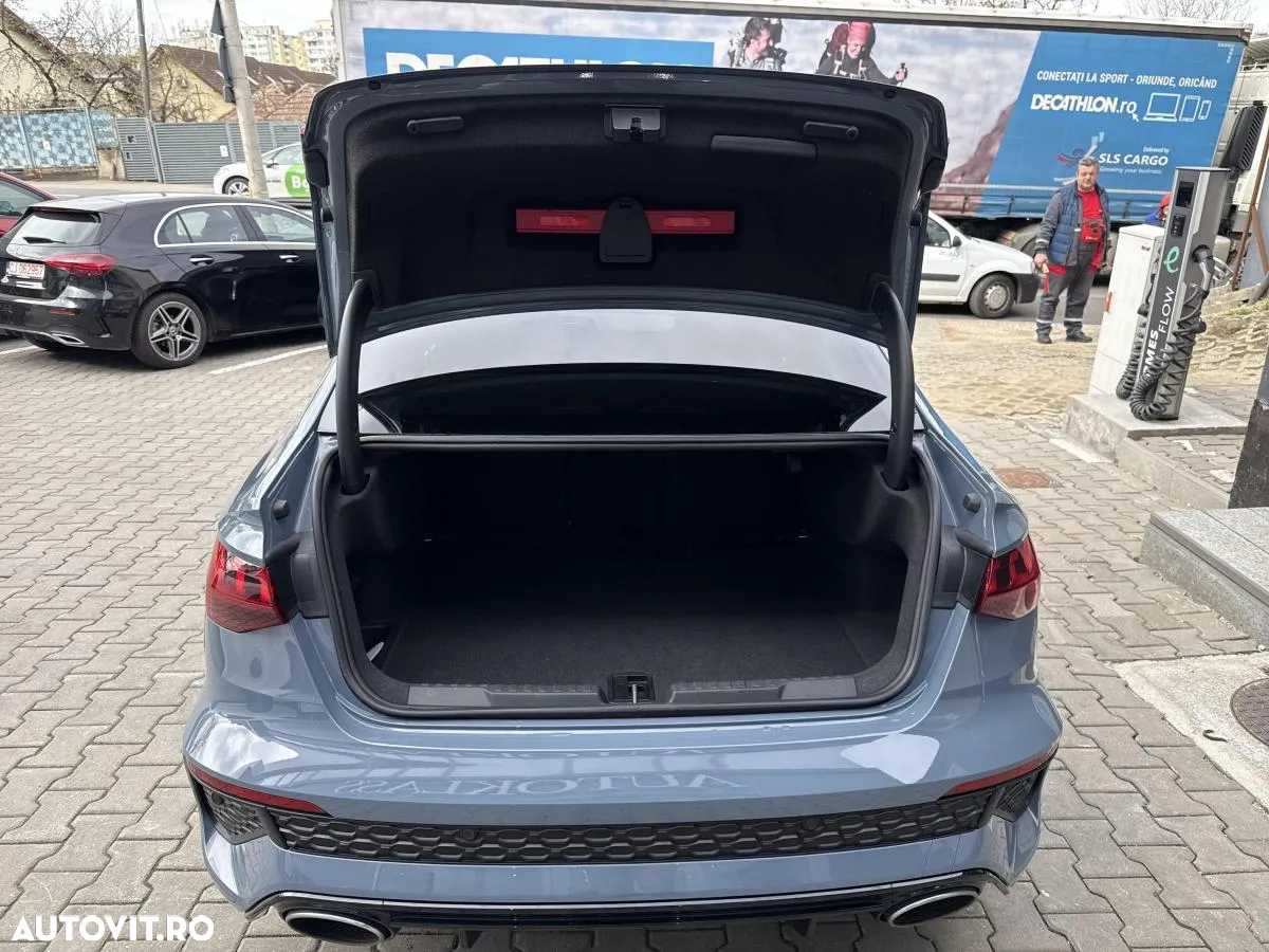 Audi RS3 TFSI quattro S tronic - 14