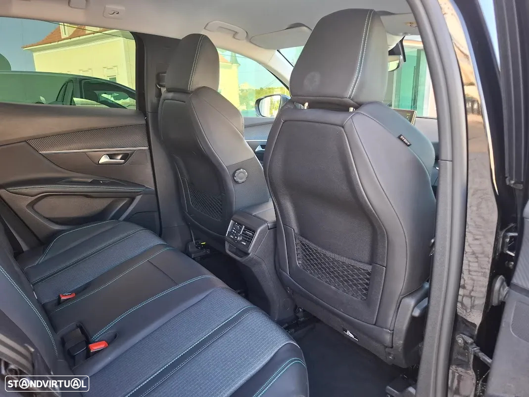 Peugeot 3008 1.6 Hybrid Allure Pack e-EAT8 - 34
