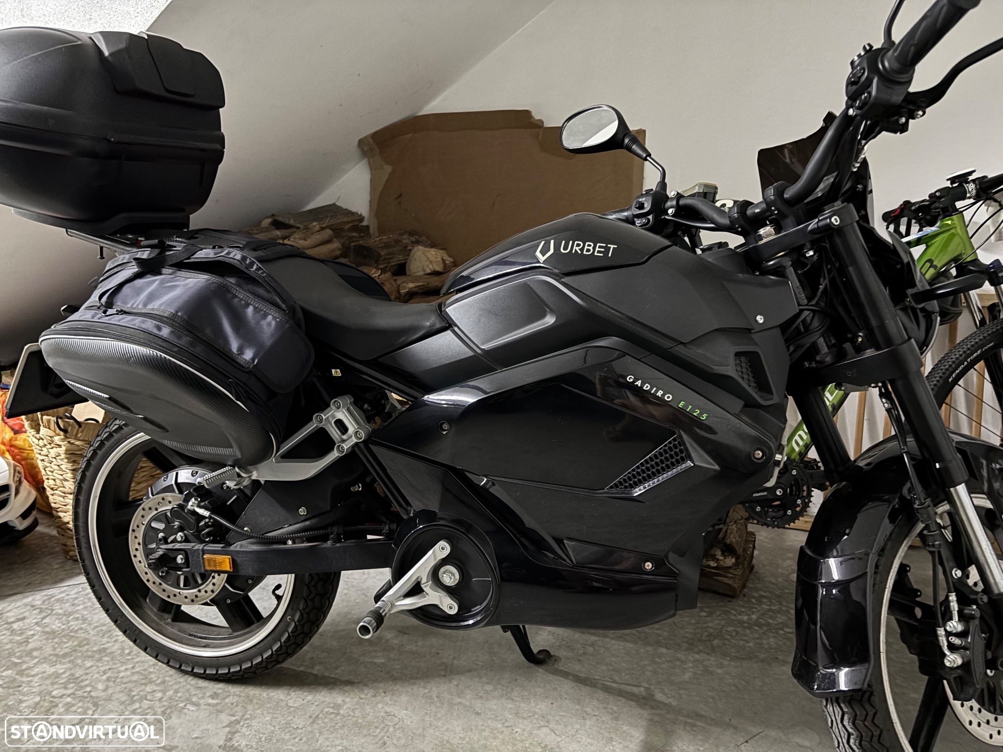 Urbet Gadiro E-125 - 1