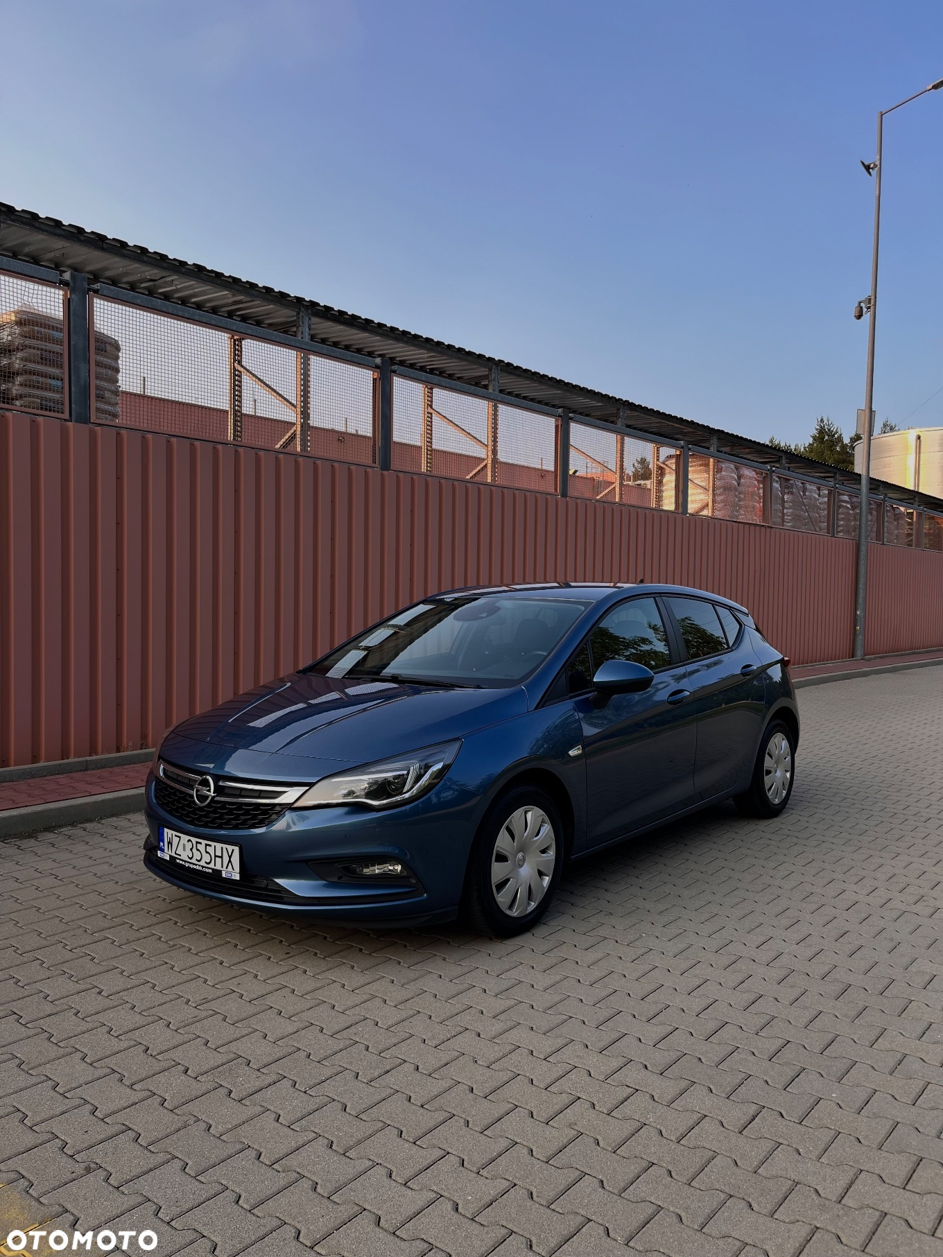 Opel Astra IV 1.6 CDTI Enjoy - 2