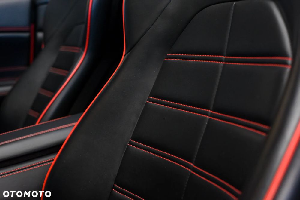 Ferrari California T - 21