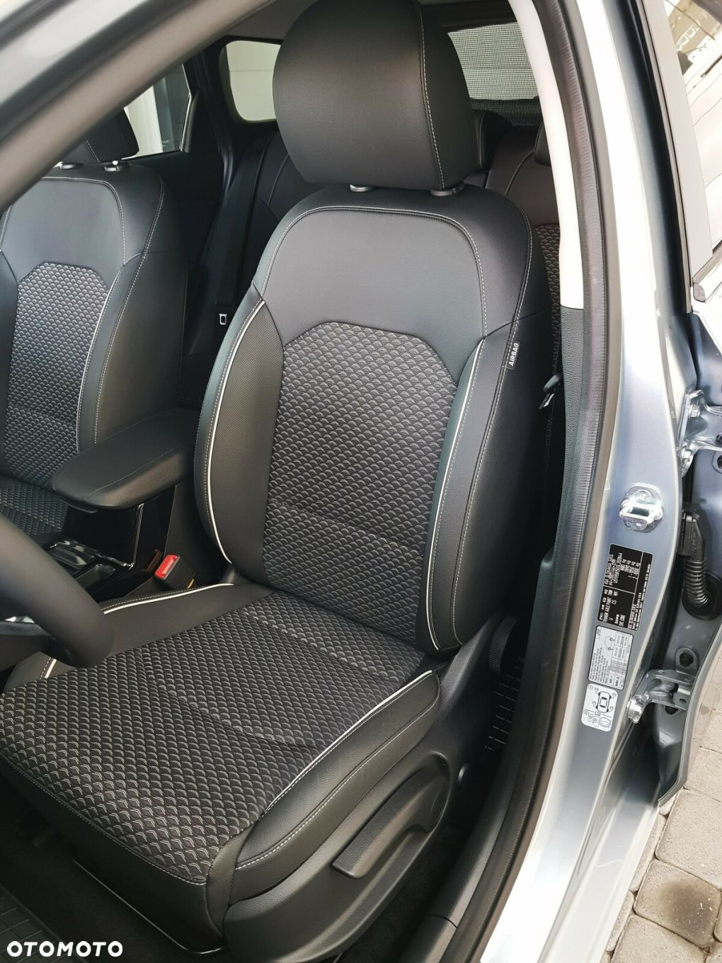 Kia Ceed 1.5 T-GDI Tribute DCT - 11