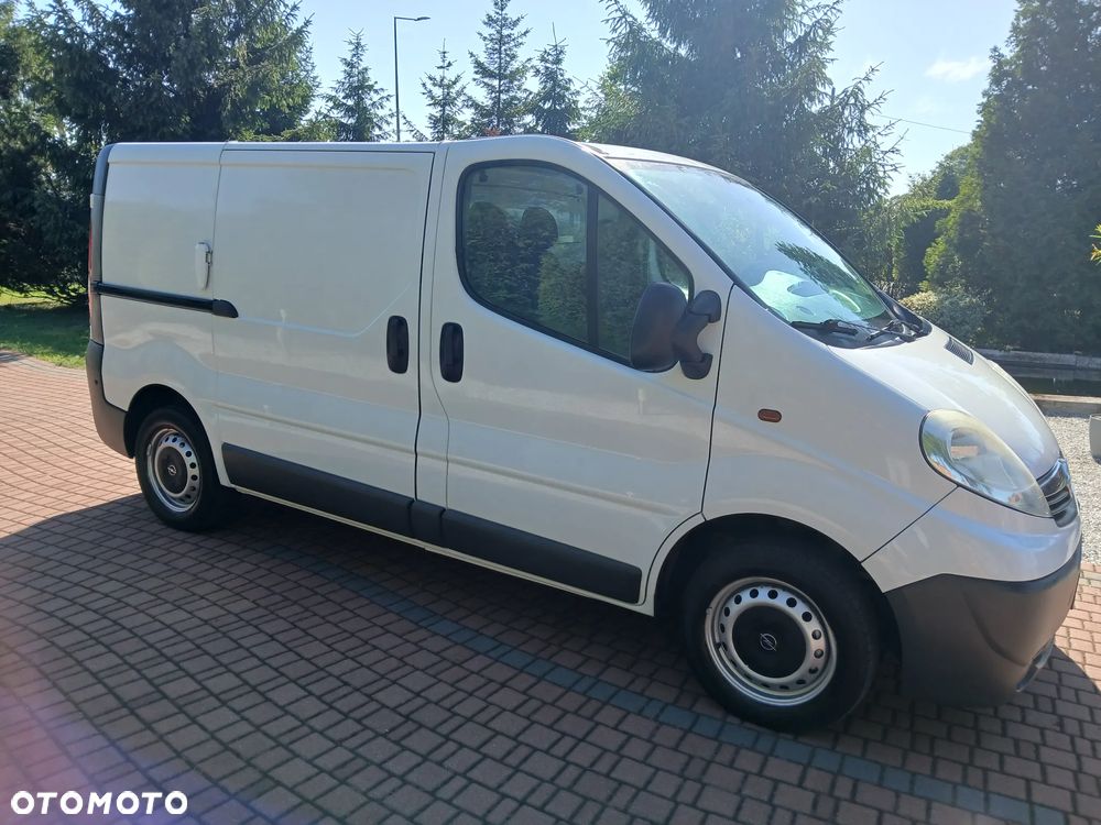 Opel VIVARO - 2