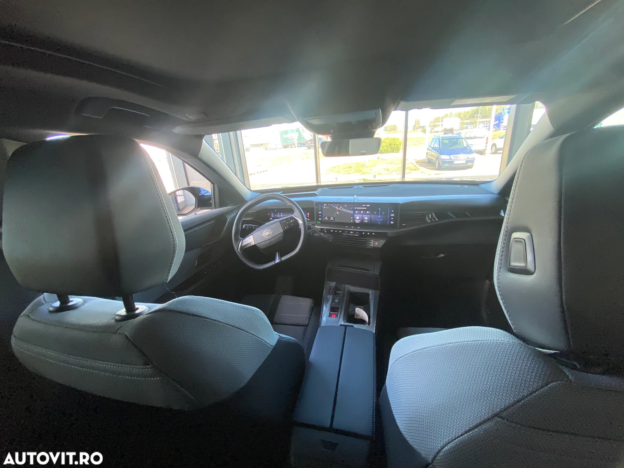 Opel Grandland 1.2 DI Hybrid 48 V Automatik GS - 8