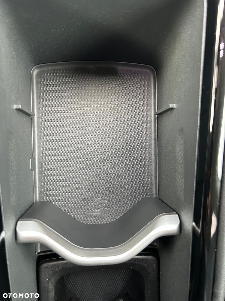 Volkswagen Tiguan 1.5 eHybrid PHEV 150kW Elegance DSG - 26