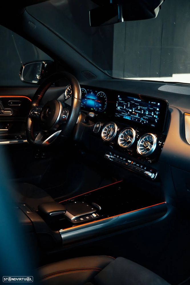 Mercedes-Benz GLA 250 e 8G-DCT AMG Line - 24