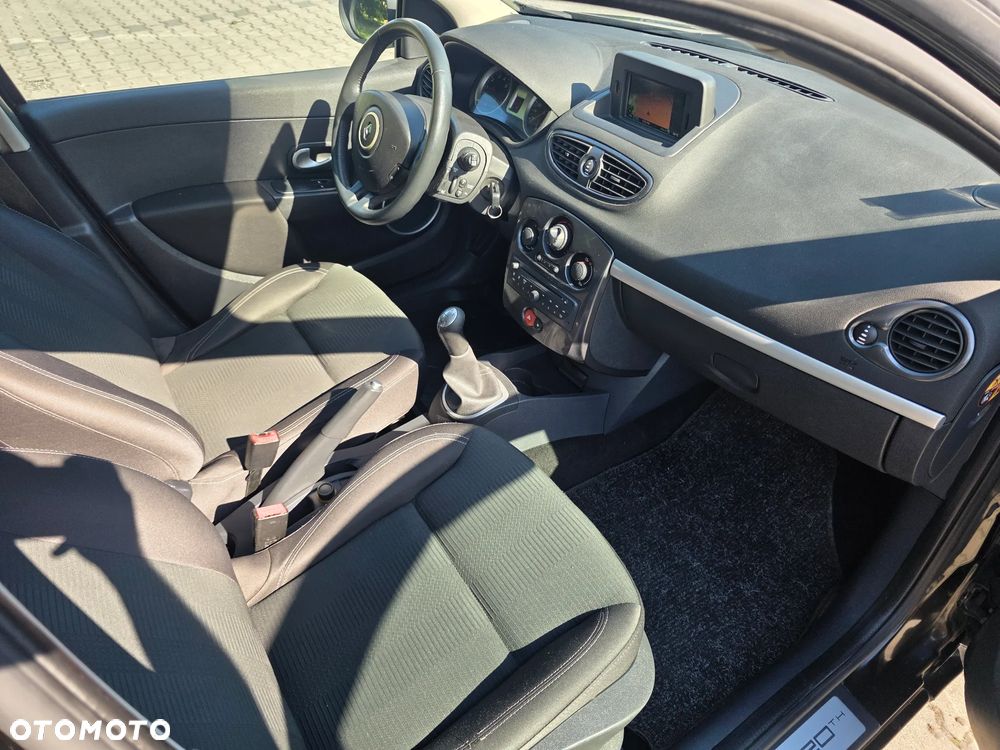 Renault Clio 1.2 TCE Authentique - 10