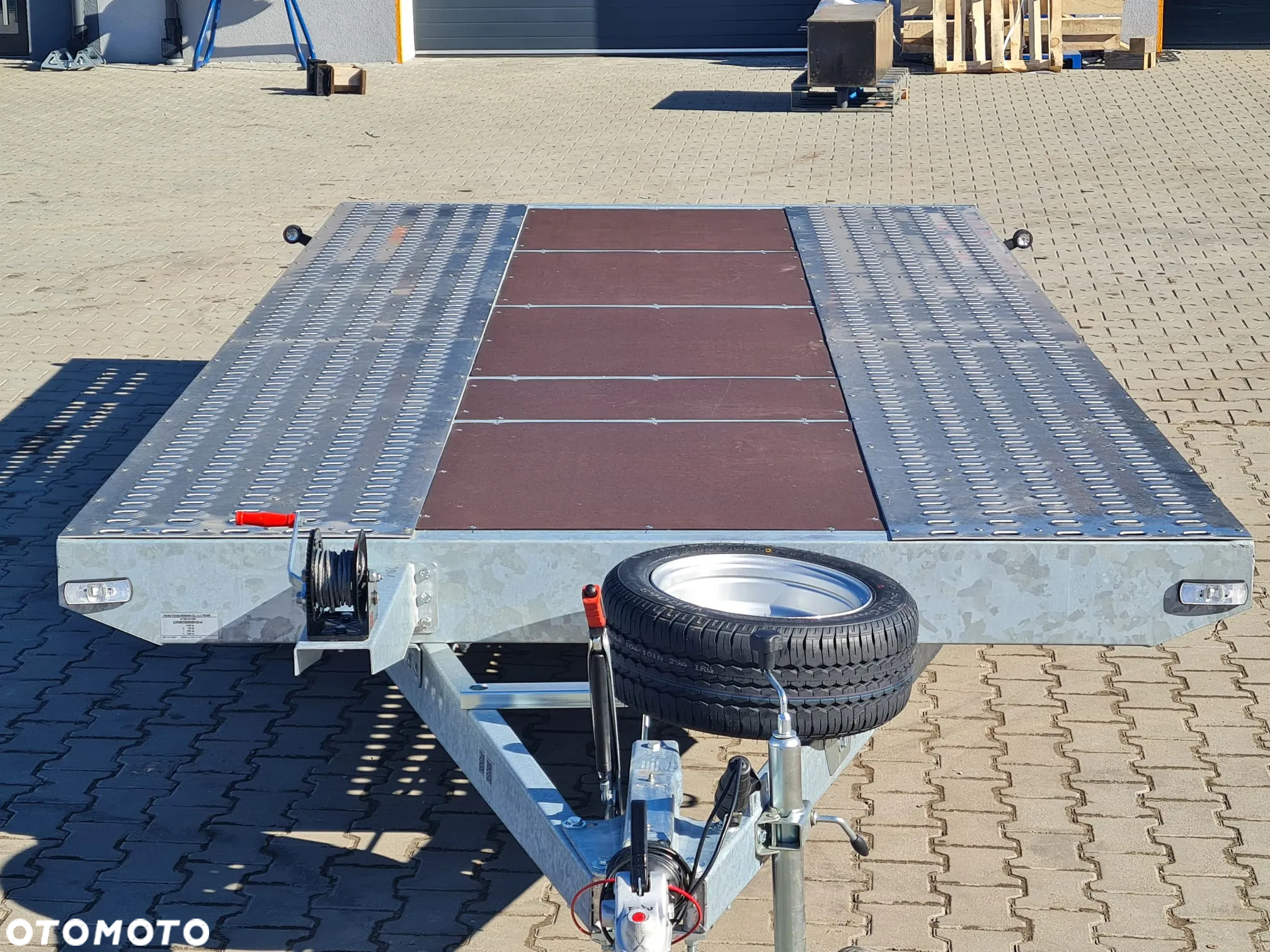 Niewiadów Laweta 450x210cm DMC 2700kg AMORTYZATORY KOŁO ZAPASOWE WCIĄGARKA  wypełnienie z wodoodpornej sklejki - 6