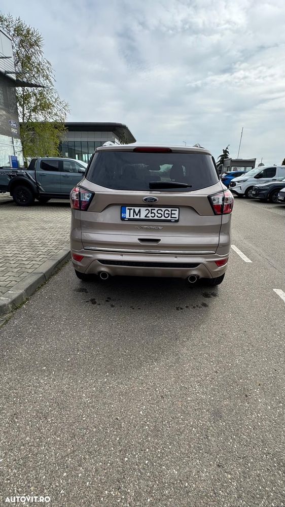 Ford Kuga 2.0 TDCi 4WD Powershift Vignale - 9