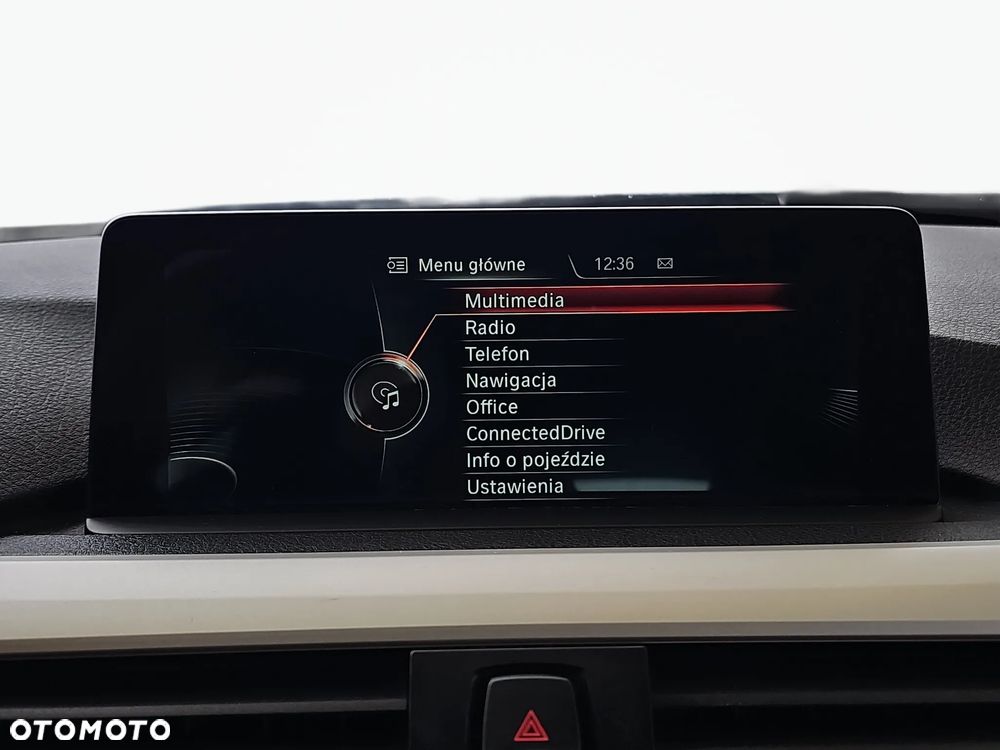 BMW Seria 3 320d Efficient Dynamics - 25