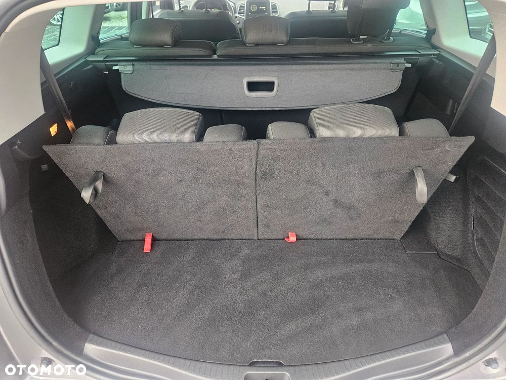 Renault Grand Scenic - 14