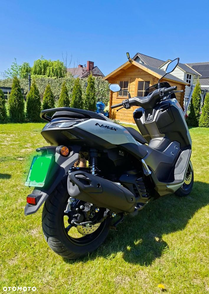 Yamaha NMAX - 3
