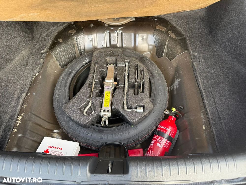 Honda Civic 1.8 MT LS - 25