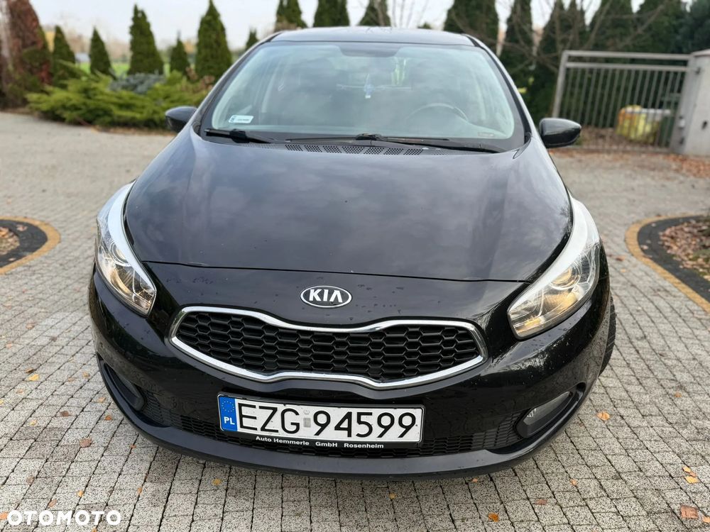 Kia Ceed 1.4 CVVT Attract - 2