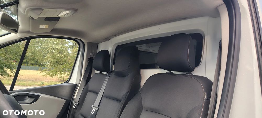 Renault Trafic - 19