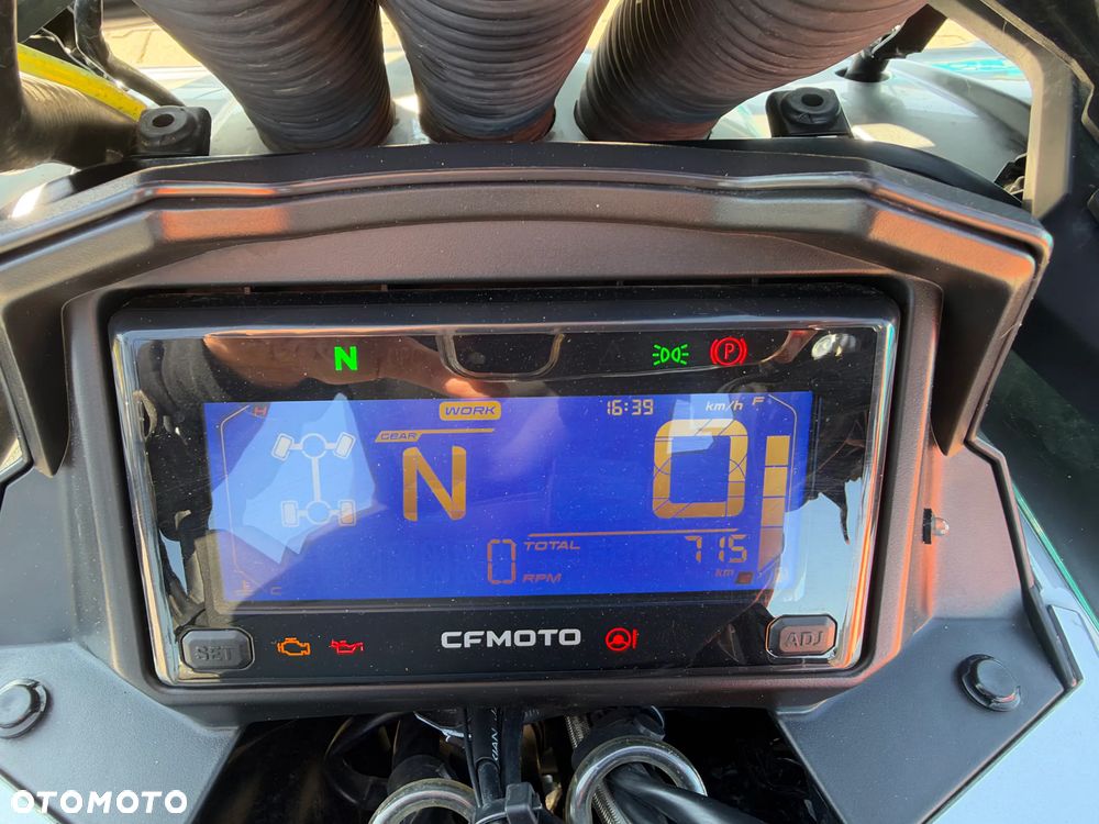 CFMoto CForce - 17