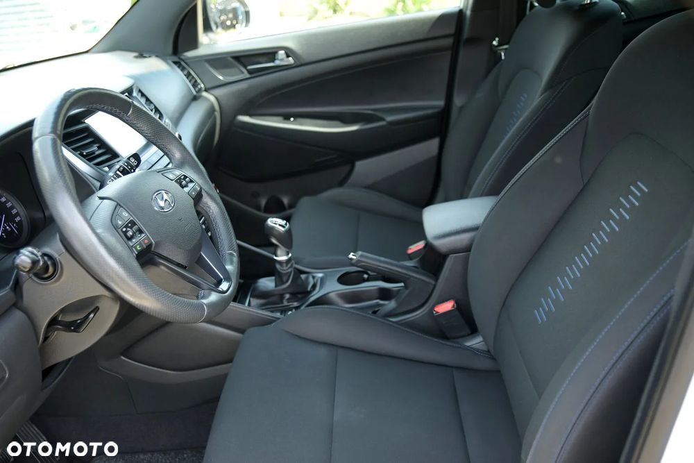 Hyundai Tucson blue 1.6 GDi 2WD Passion - 25