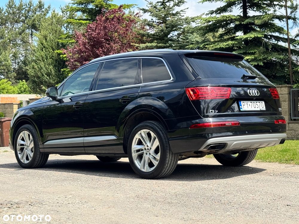 Audi Q7 - 9