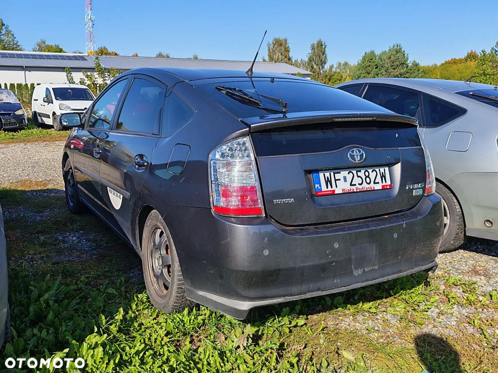Toyota Prius 1.5 VVT-i Sol - 5