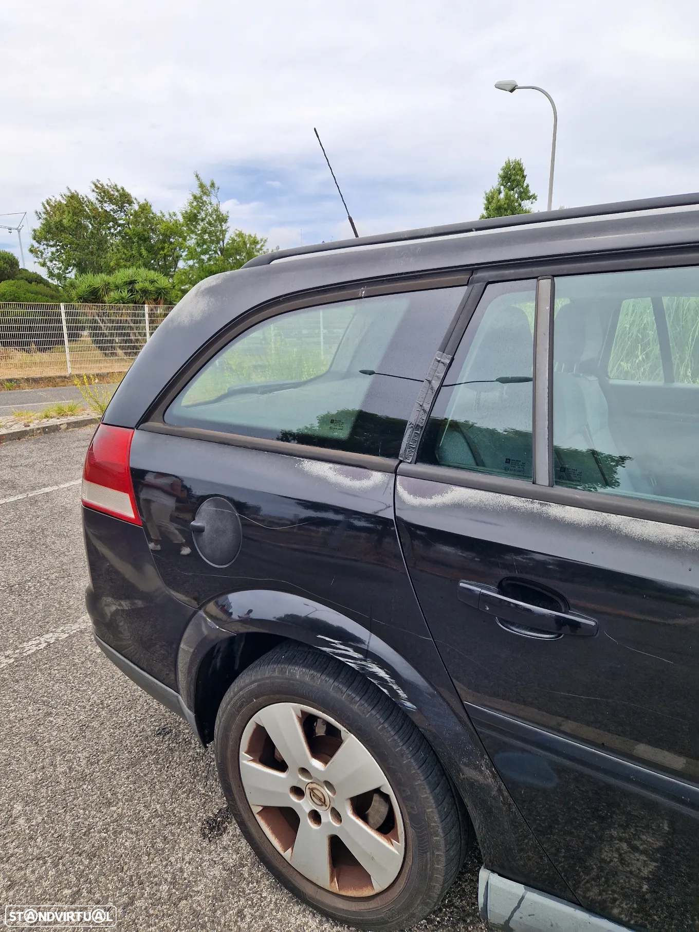 Opel Vectra Caravan 1.9 CDTi Comfort - 4