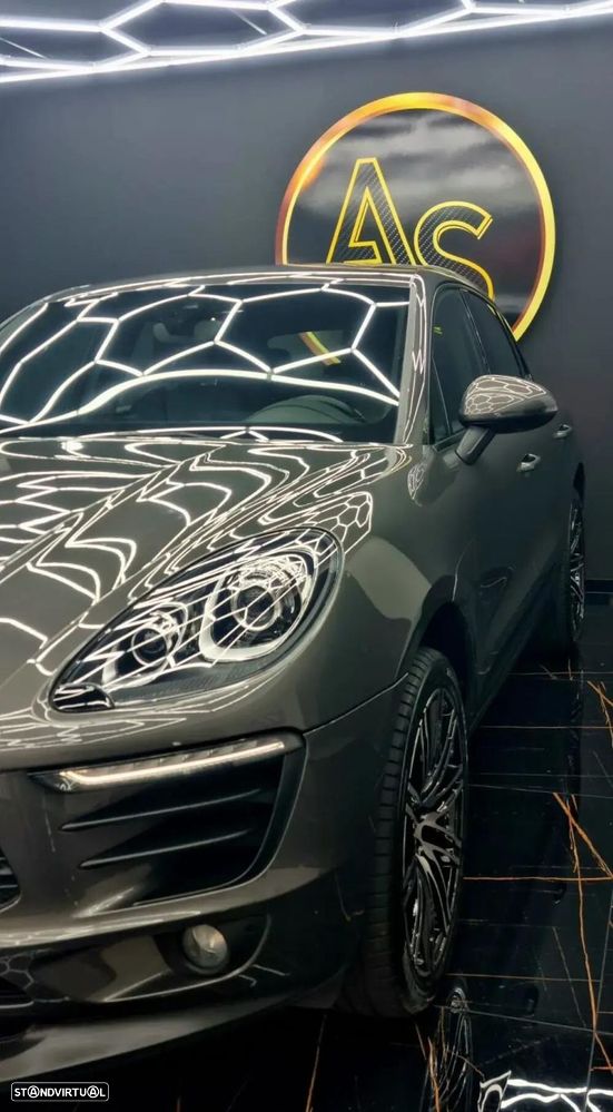 Porsche Macan - 34