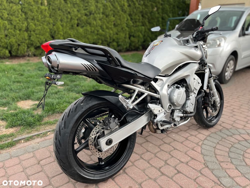 Yamaha FZ6 - 24