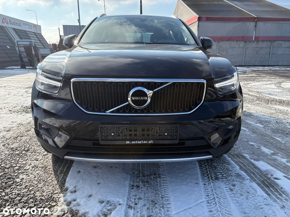 Volvo XC 40 D3 Momentum Pro - 2