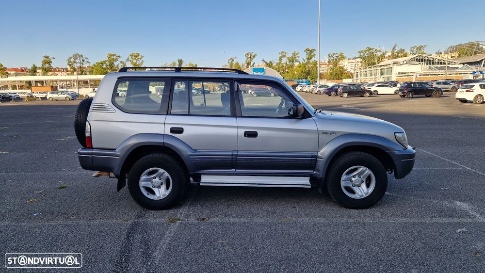Toyota Land Cruiser 3.0 D-4D - 5