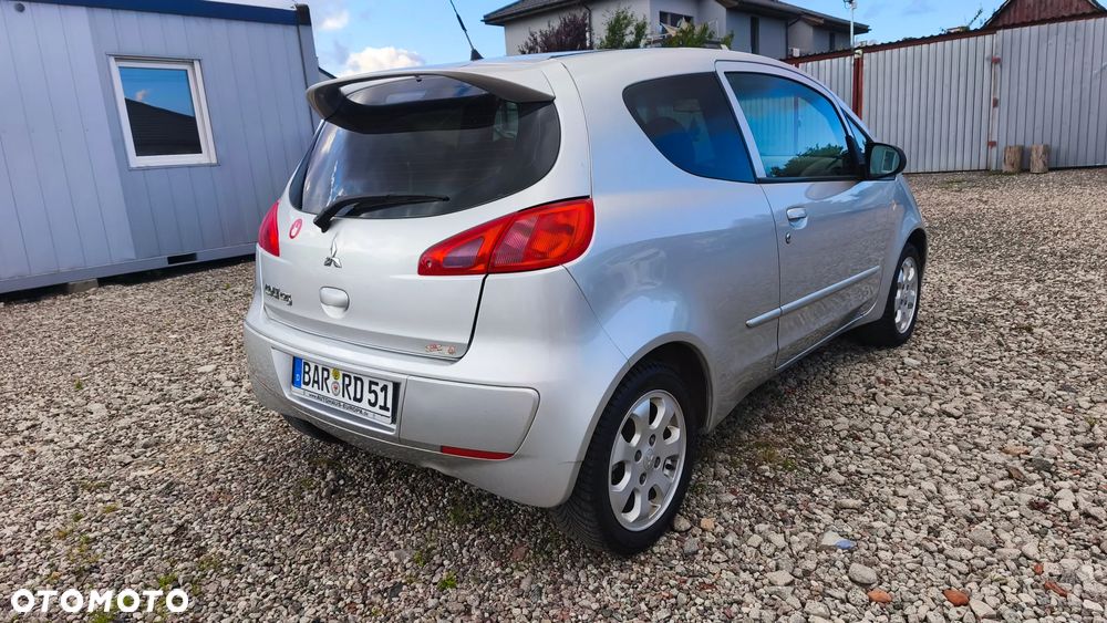 Mitsubishi Colt - 7