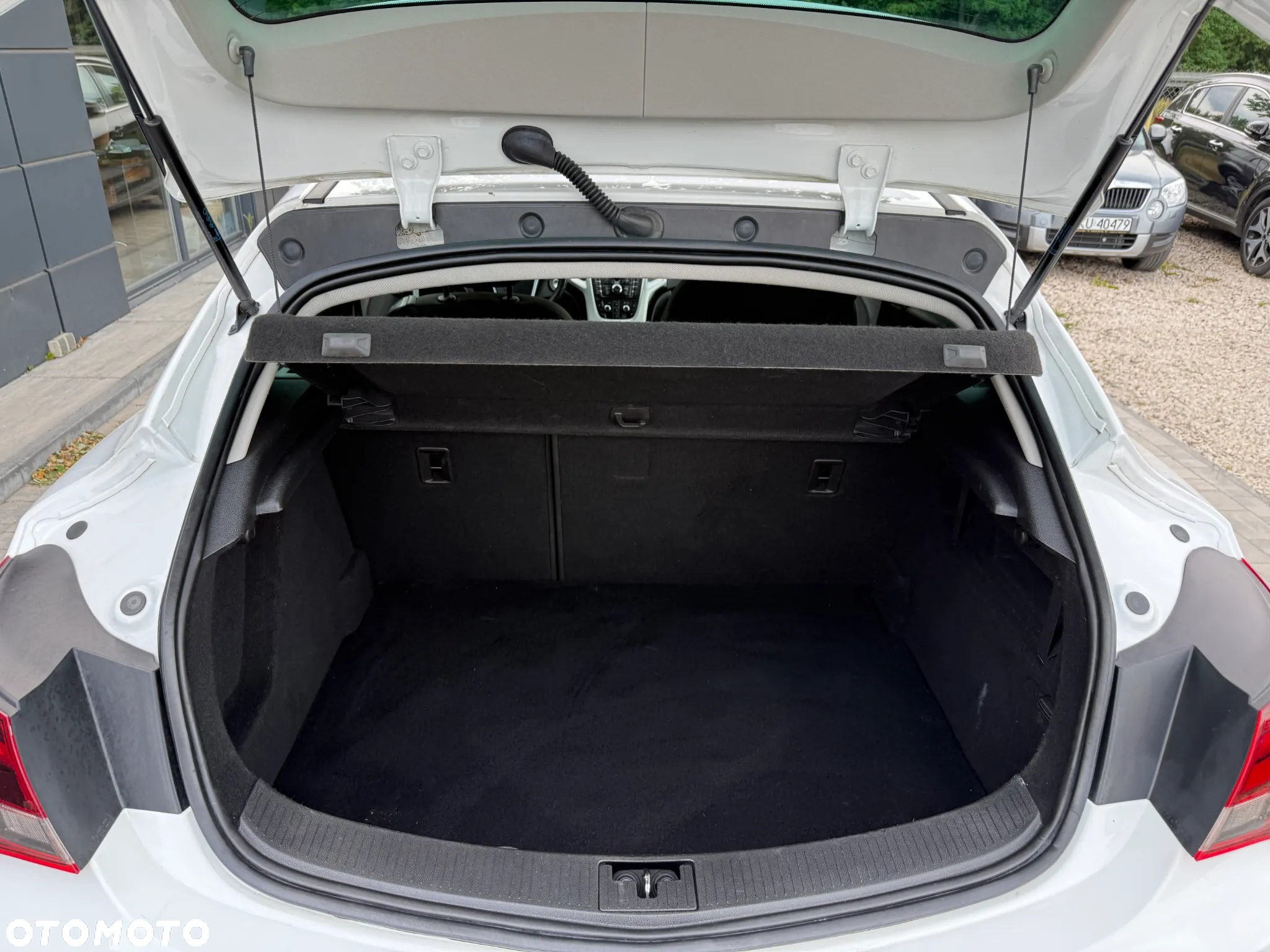 Opel Astra IV 1.4 T Cosmo S&S - 20