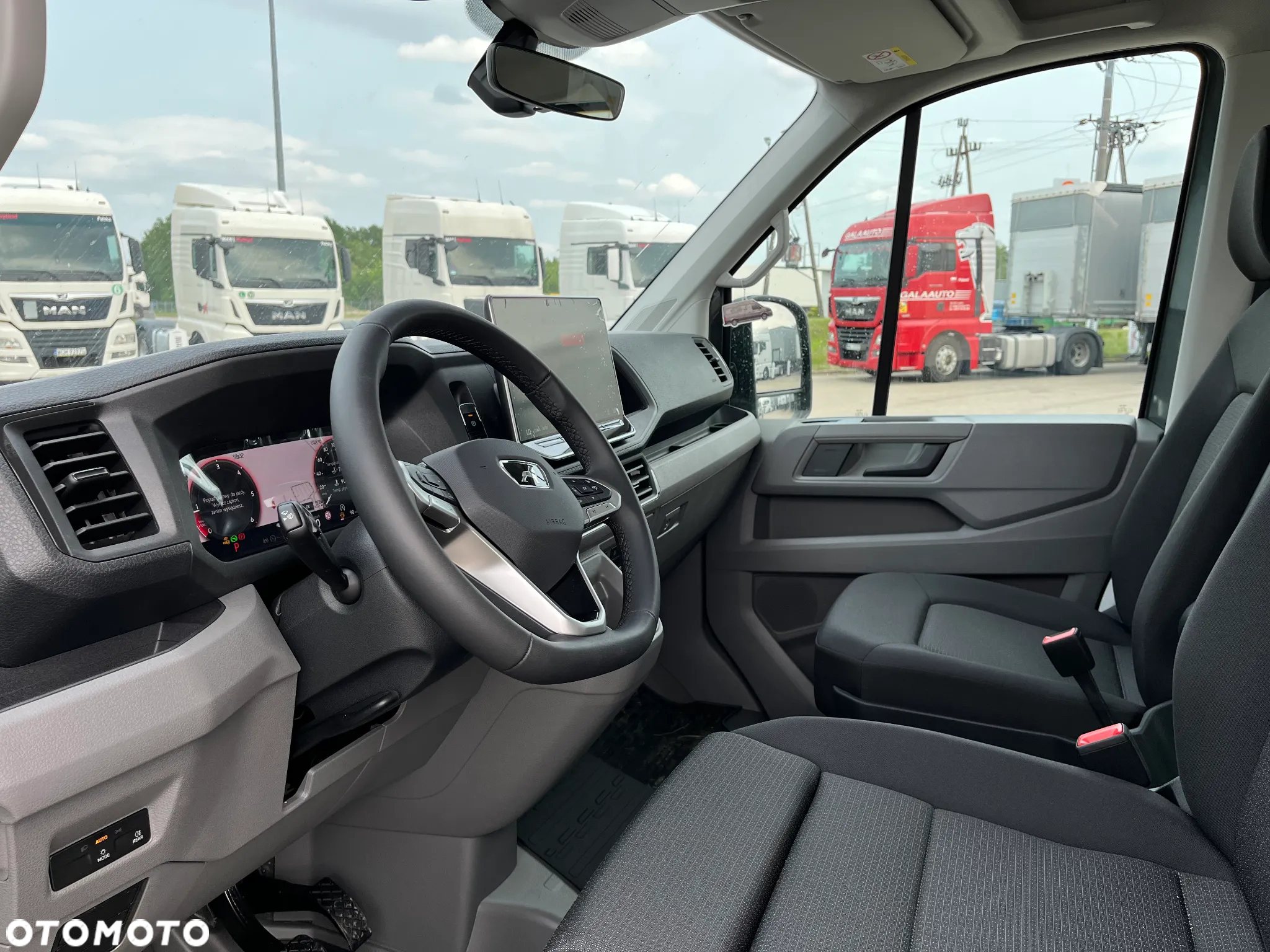MAN TGE 3.180 4X4 SB - 17