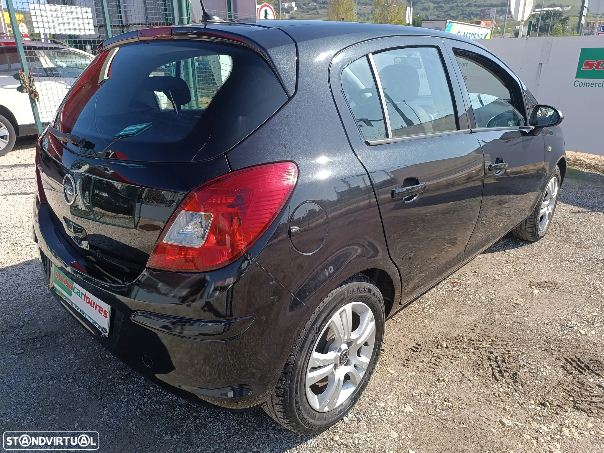 Opel Corsa 1.2 Enjoy FlexFuel - 11
