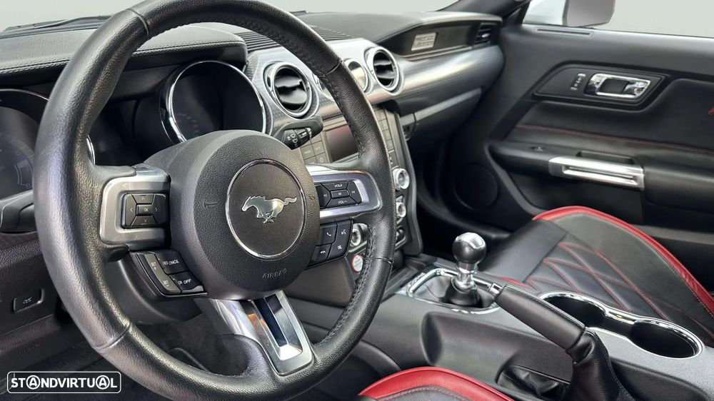 Ford Mustang 2.3i EcoBoost - 16