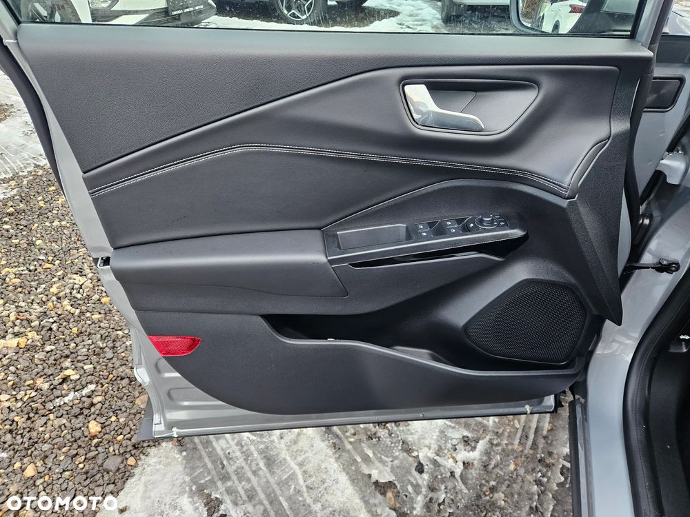 Ford Puma 1.0 EcoBoost mHEV Titanium - 13