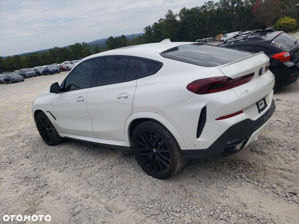 BMW X6 - 11