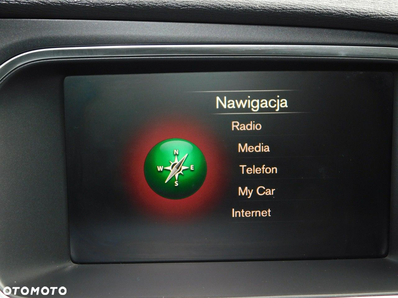 Volvo V40 - 18