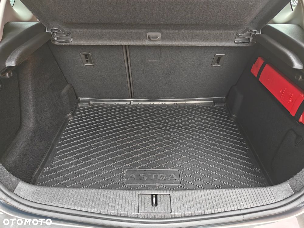 Opel Astra 1.6 CDTI Cosmo - 12
