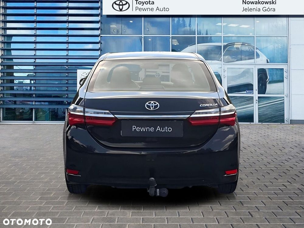 Toyota Corolla - 6