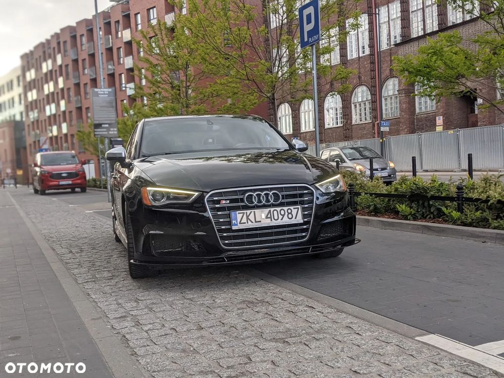 Audi S3 Limousine - 1