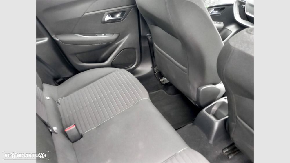 Peugeot 208 1.2 PureTech Active - 18