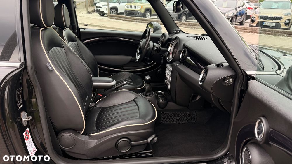 MINI Cooper S 50 Camden - 22