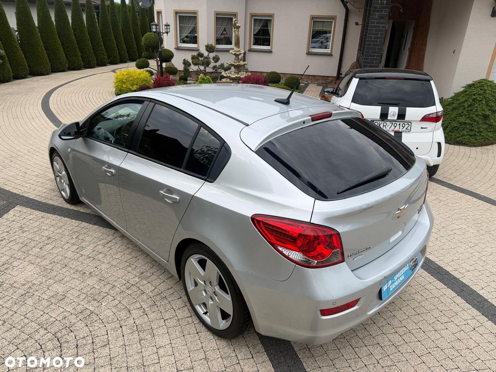 Chevrolet Cruze 2.0 LTZ - 19