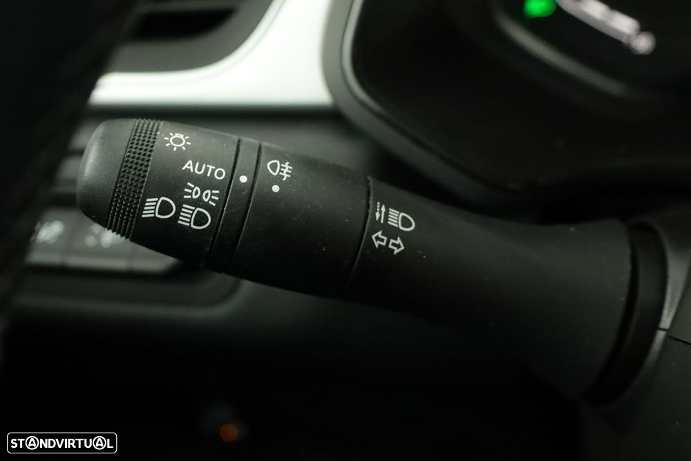 Renault Captur 1.0 TCe Techno Bi-Fuel - 17