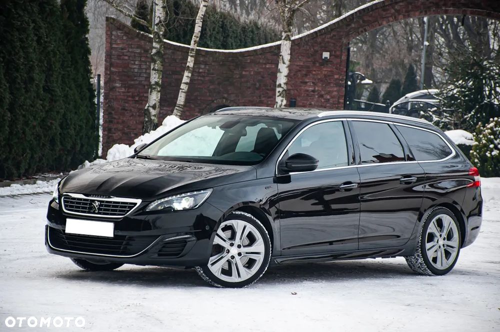 Peugeot 308 - 8