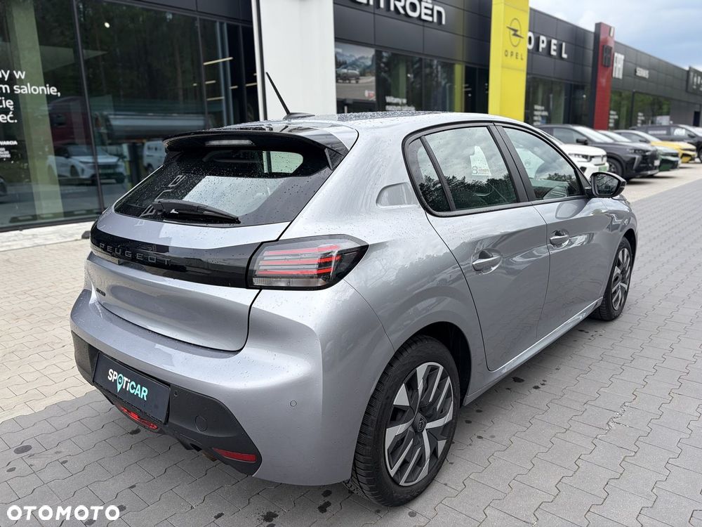 Peugeot 208 - 7
