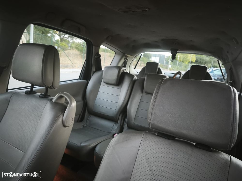 Renault Grand Scénic 1.5 dCi Confort - 6